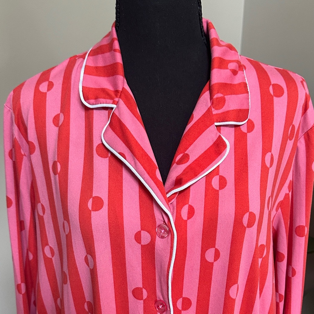 Vibrant Pink Polka Dot Women's Pajama Set